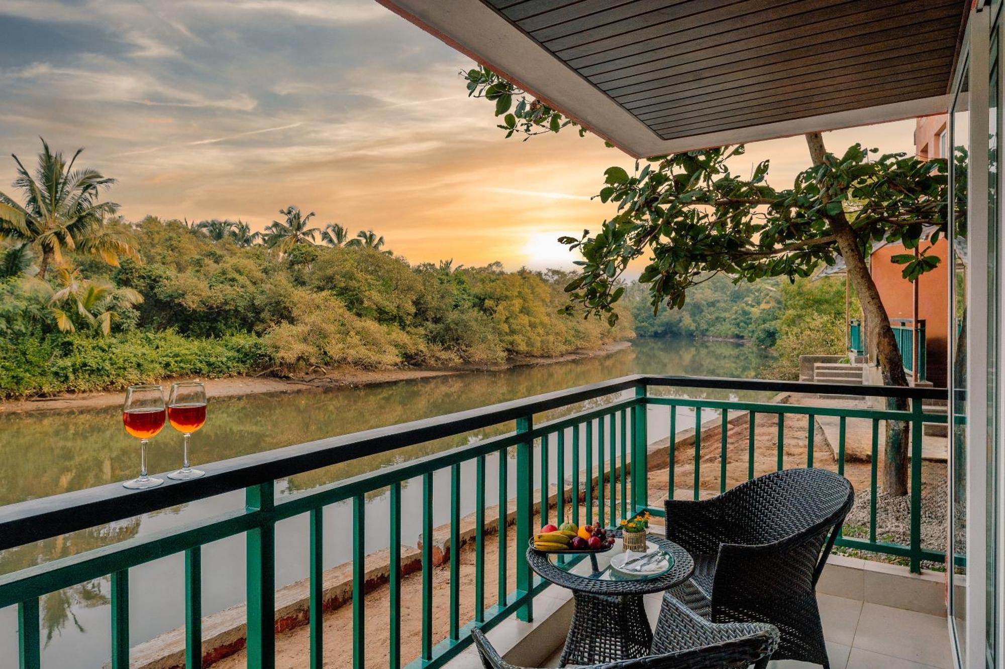 Mandrem Beach Resort, A Member Of Radisson Individuals Retreat Екстер'єр фото