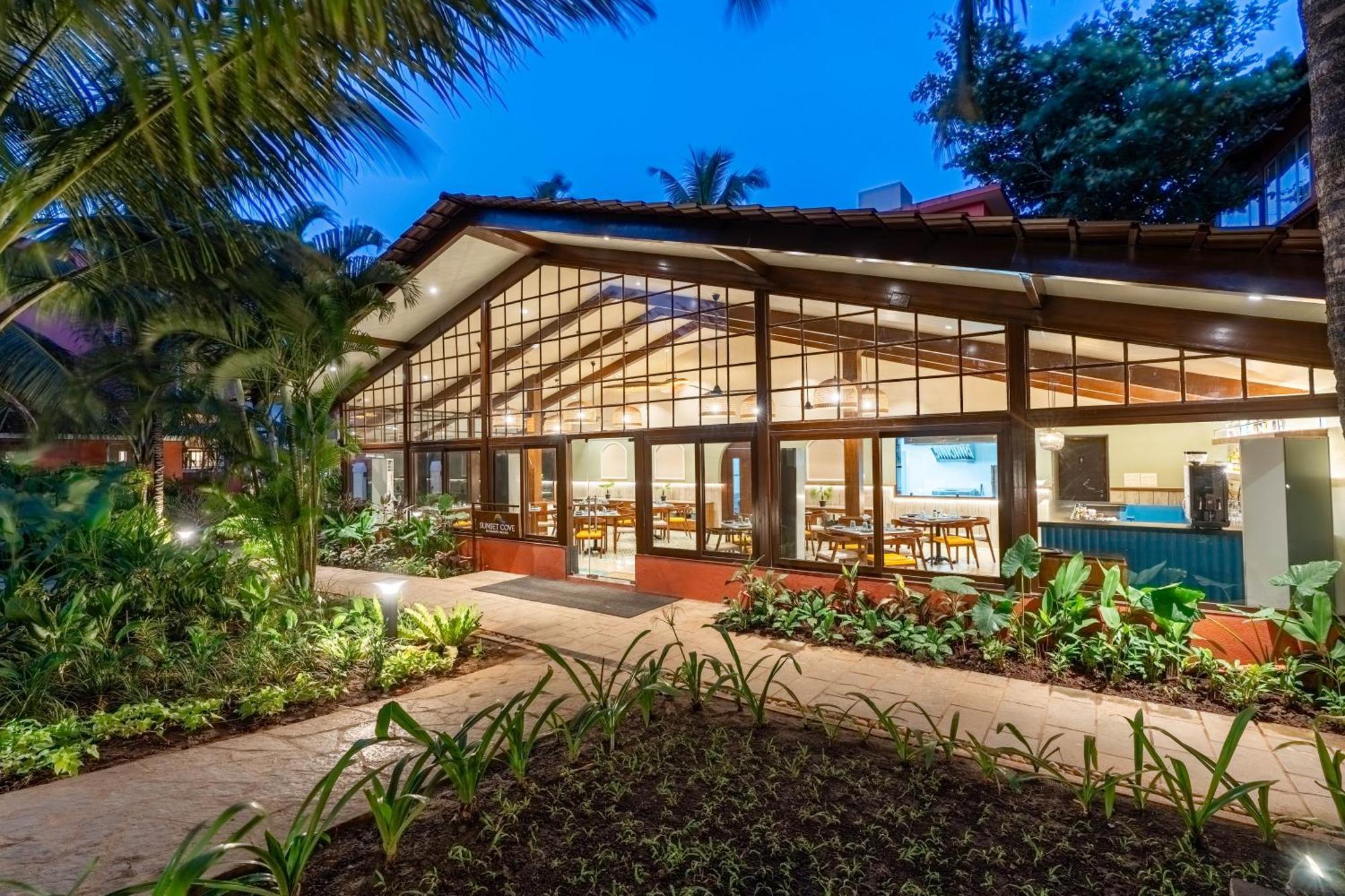 Mandrem Beach Resort, A Member Of Radisson Individuals Retreat Екстер'єр фото
