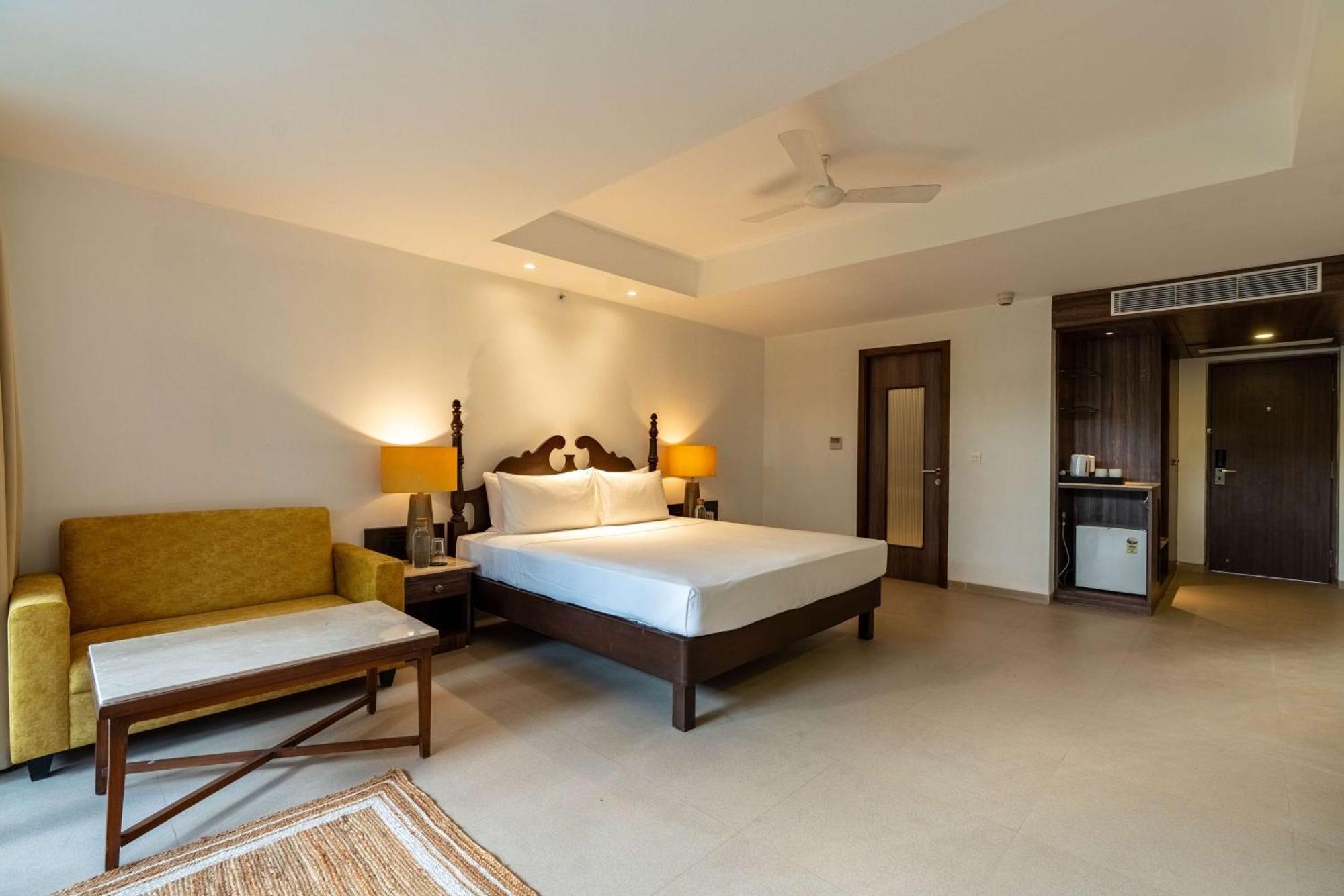 Mandrem Beach Resort, A Member Of Radisson Individuals Retreat Екстер'єр фото