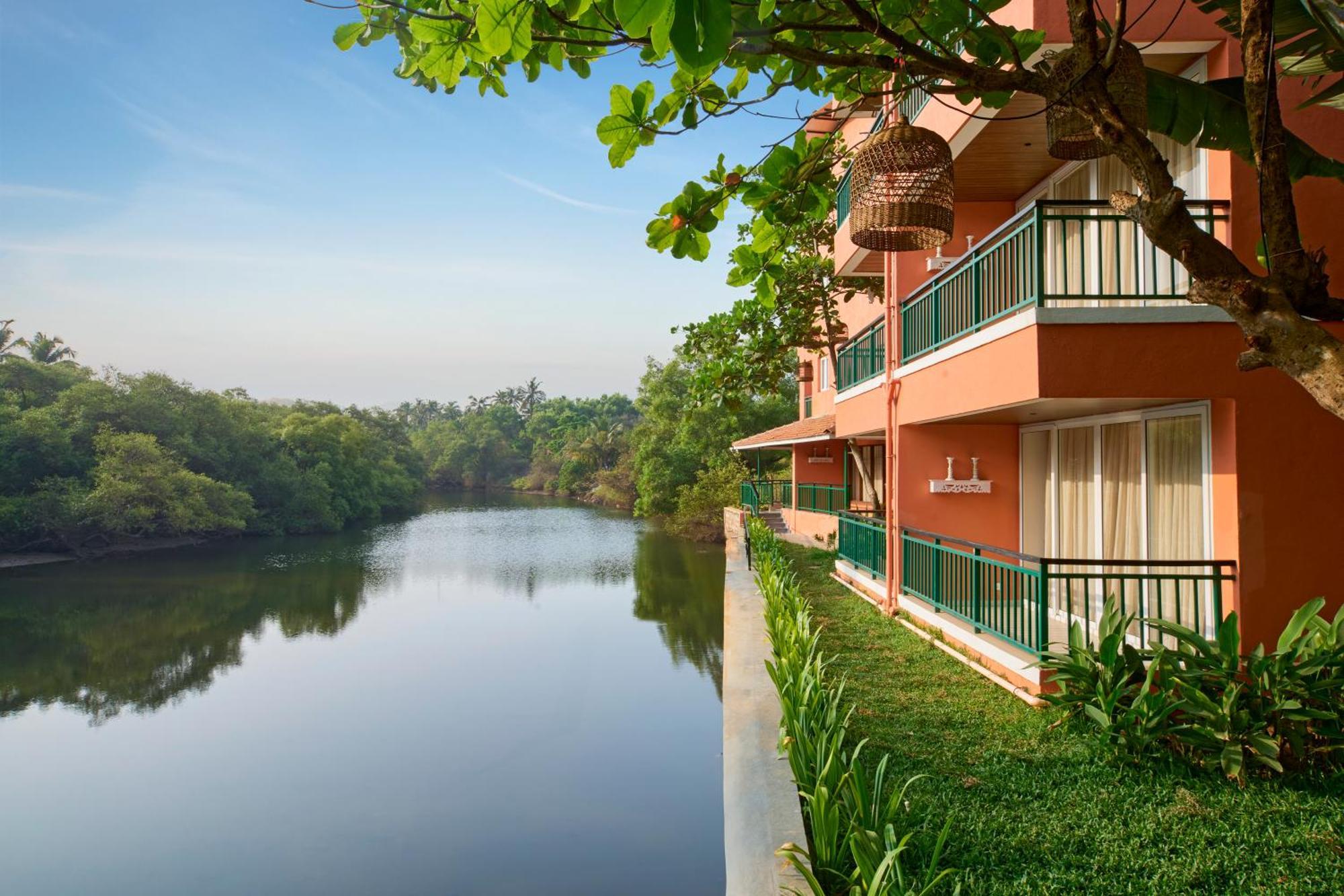 Mandrem Beach Resort, A Member Of Radisson Individuals Retreat Екстер'єр фото