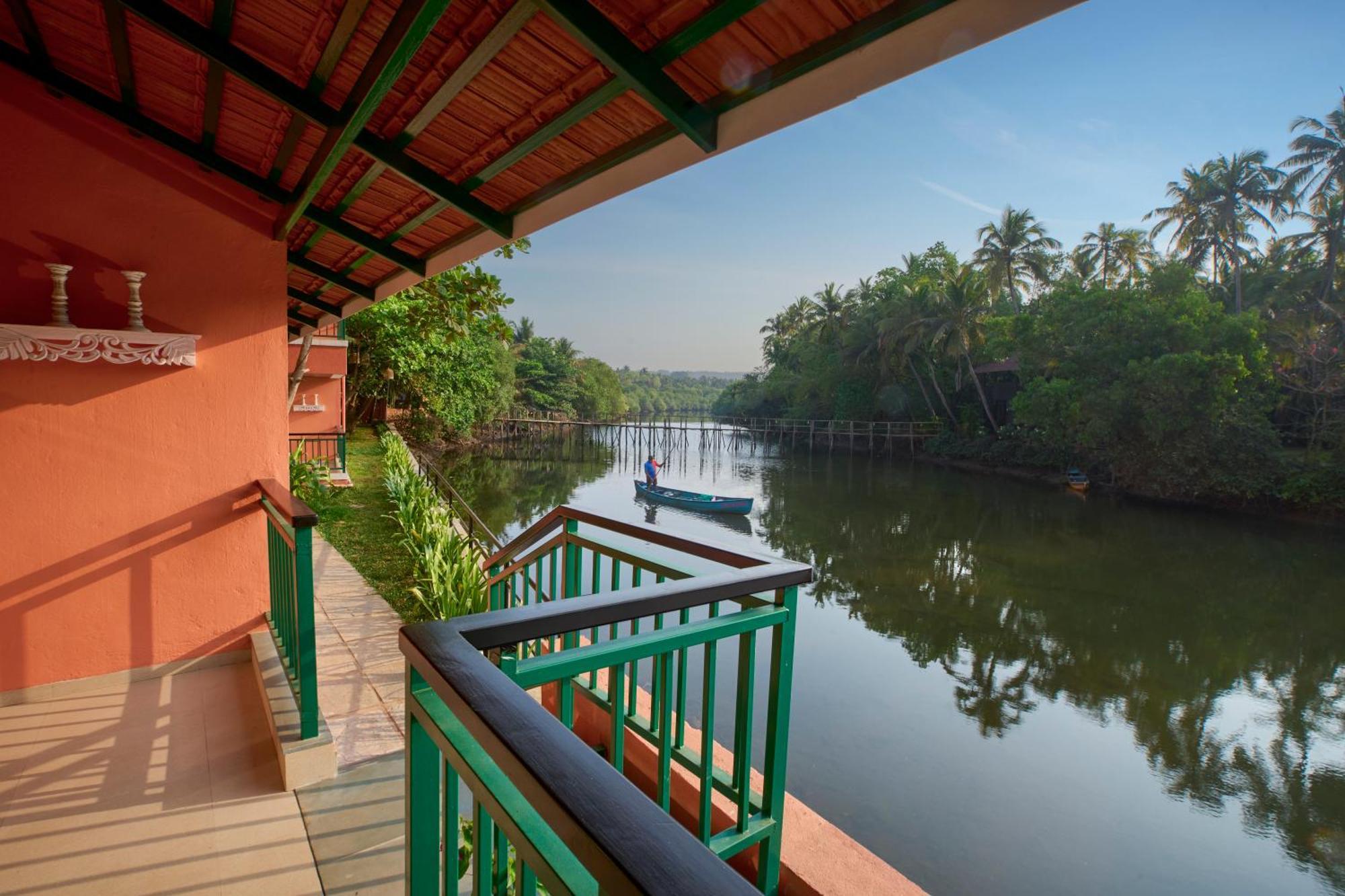 Mandrem Beach Resort, A Member Of Radisson Individuals Retreat Екстер'єр фото